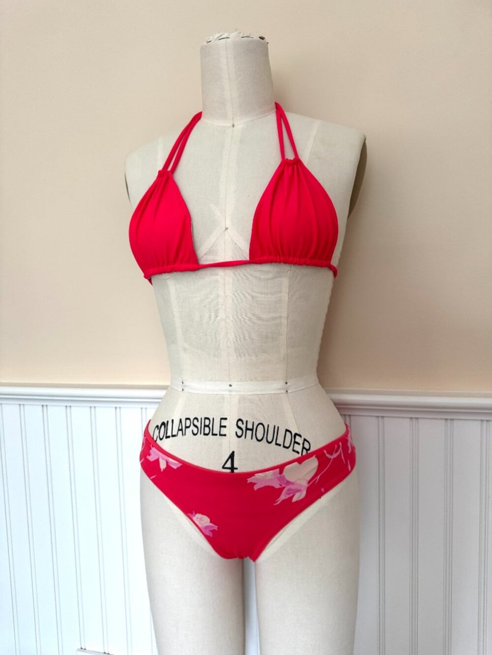 Bikini top from The Girl and The Water Maui Top Size L
